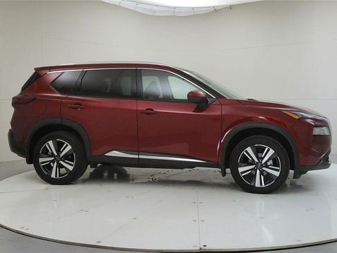 Used 2023 Nissan Rogue SL image 8