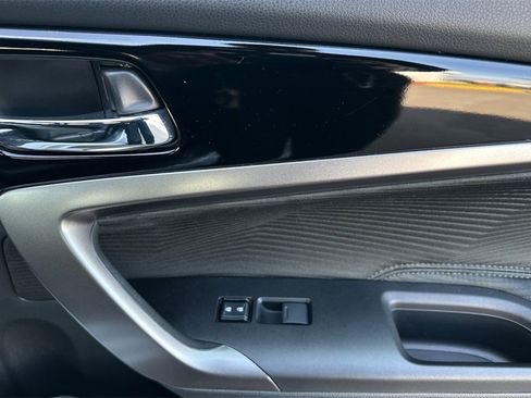Certified 2017 Honda Accord LX-S image 18