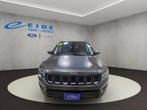 Used 2019 Jeep Compass Trailhawk AWD/4WD image 6