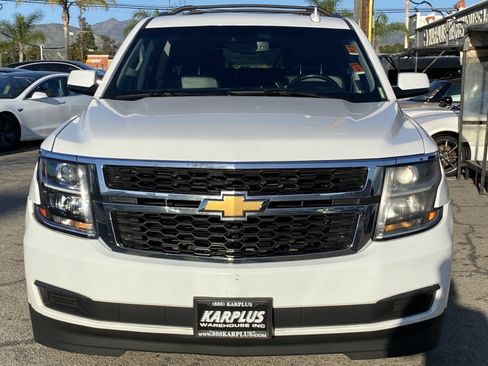 Used 2019 Chevrolet Suburban LT image 3