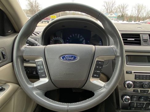 Used 2012 Ford Fusion SEL image 25