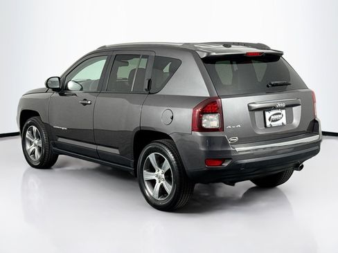 Used 2016 Jeep Compass High Altitude AWD/4WD image 9
