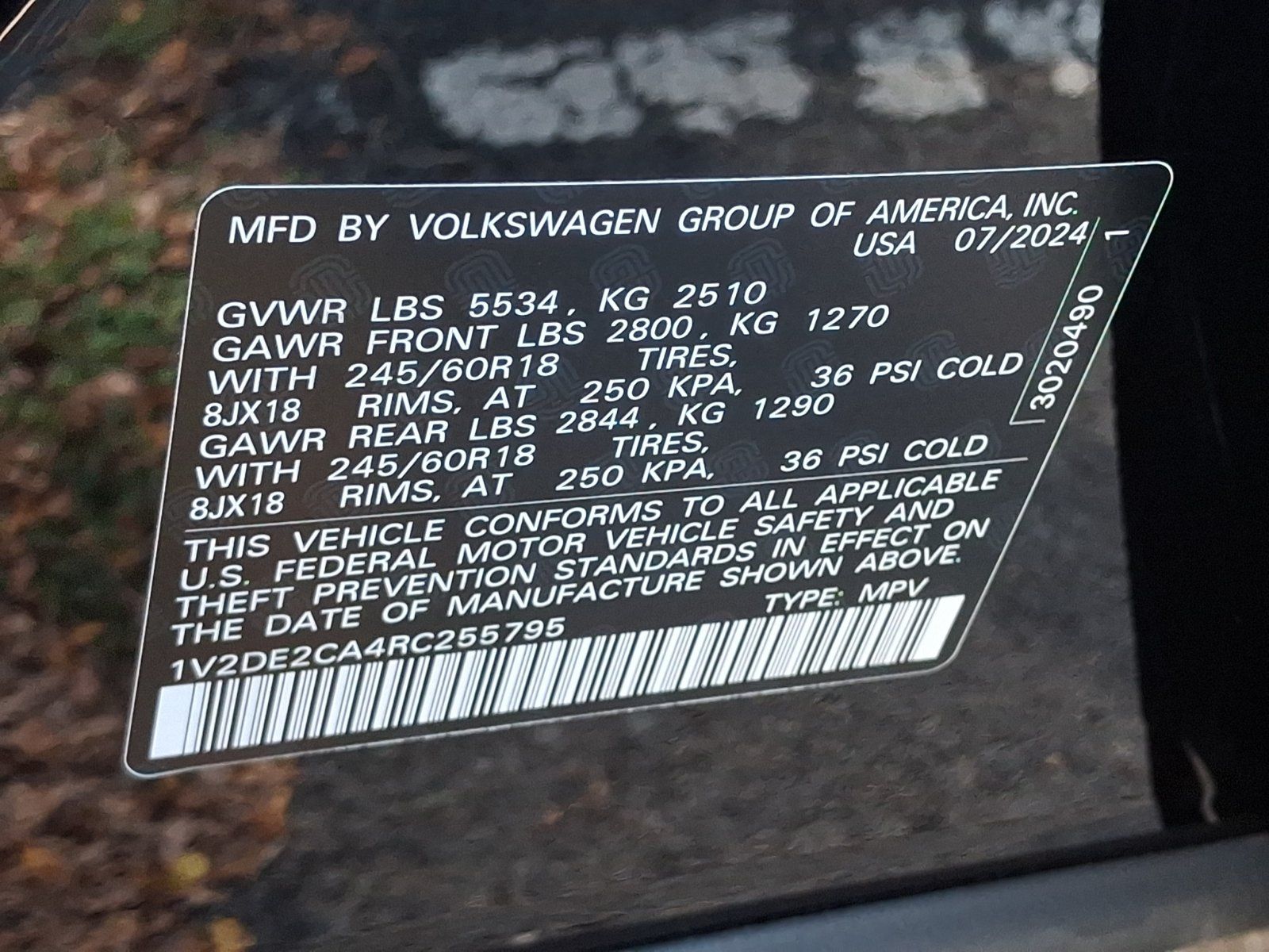 Certified 2024 Volkswagen Atlas Cross Sport SE FWD image 29