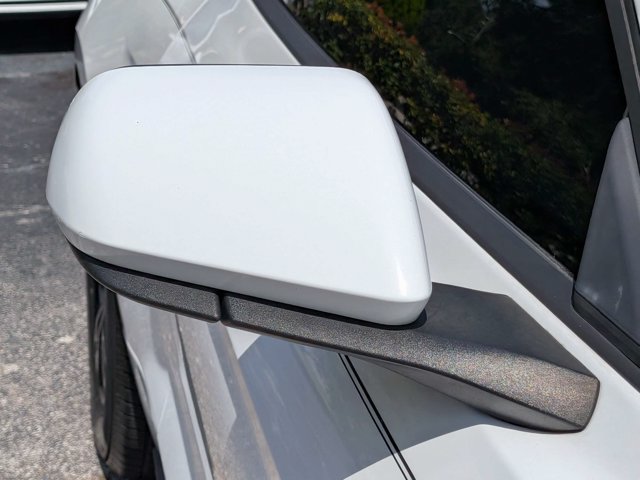 Used 2020 Ford Mustang Convertible RWD image 11