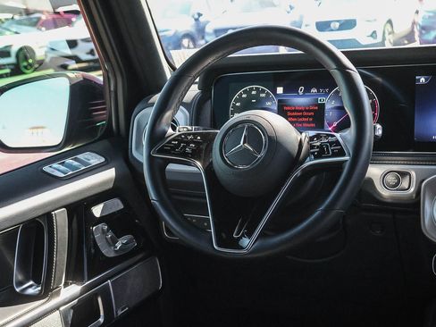 Used 2025 Mercedes-Benz G 550 image 30