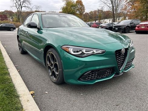 New 2025 Alfa Romeo Giulia AWD w/ Driving Assist Package image 2
