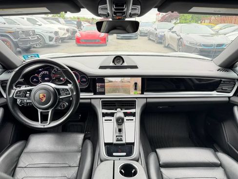 Used 2018 Porsche Panamera 4S w/ Premium Package AWD/4WD image 20