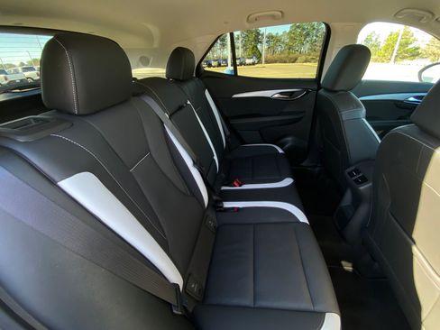 Used 2025 Buick Envision Sport Touring image 27