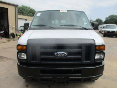 Used 2013 Ford E-350 and Econoline 350 Extended Super Duty w/ PWR Group RWD image 2