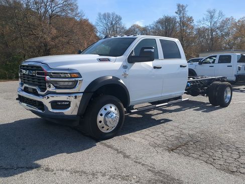 New 2025 RAM 4500 Tradesman image 6
