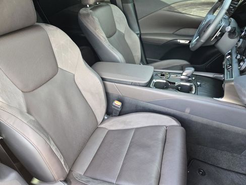 Used 2023 Lexus RX 350 AWD/4WD image 10