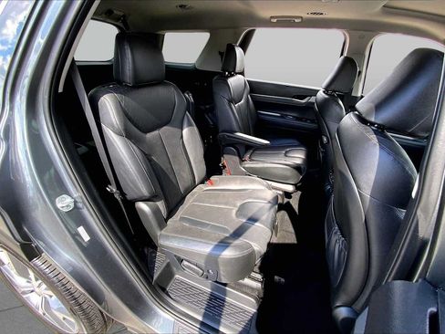 Used 2021 Hyundai Palisade SEL w/ Premium Package AWD/4WD image 19