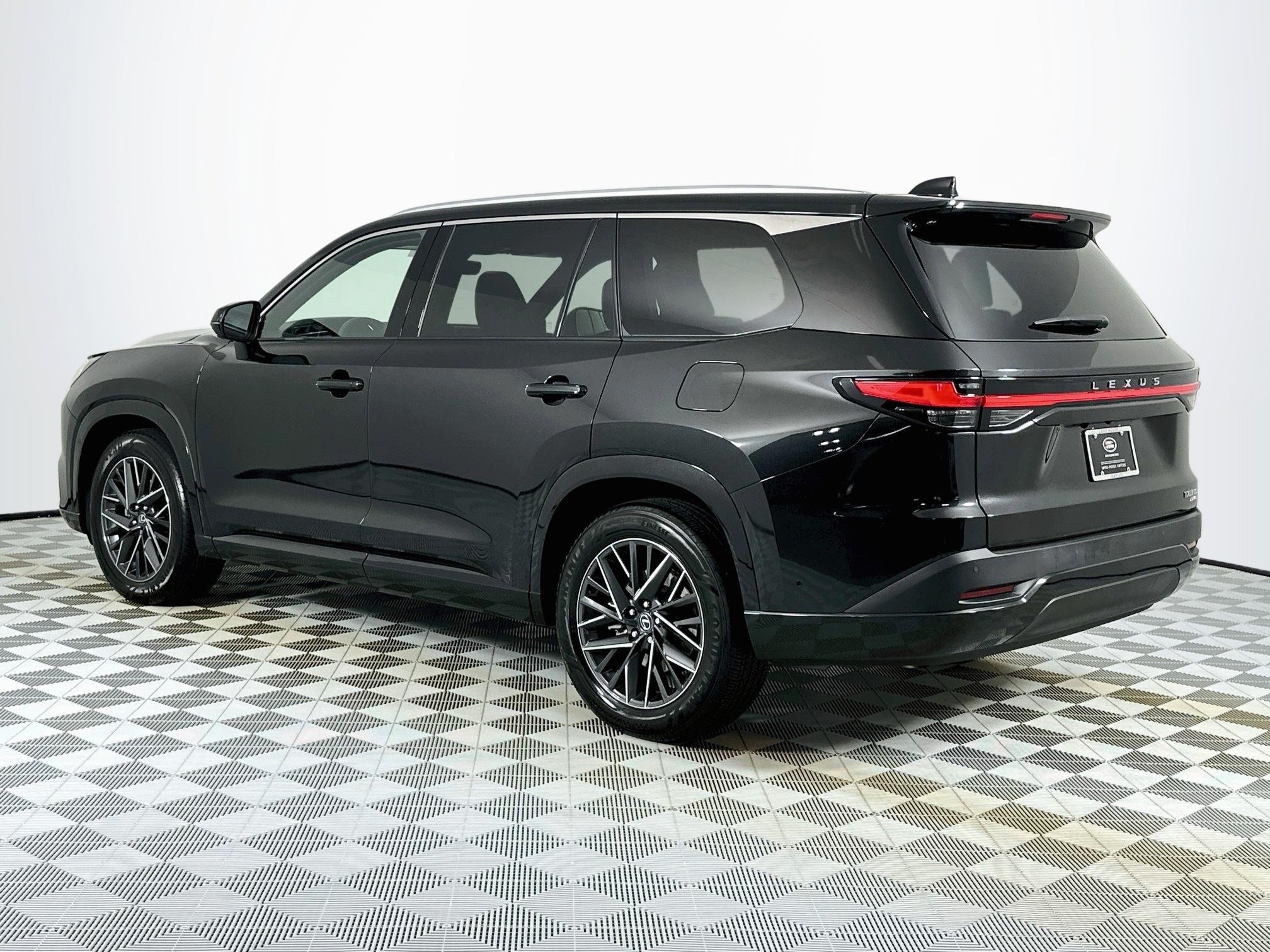 Used 2025 Lexus TX 350 AWD w/ Technology Package image 7