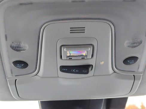 Used 2022 Toyota Prius Prime XLE image 20