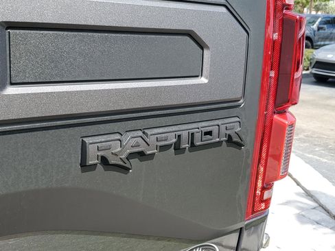 Used 2019 Ford F150 Raptor w/ Equipment Group 802A Luxury image 8