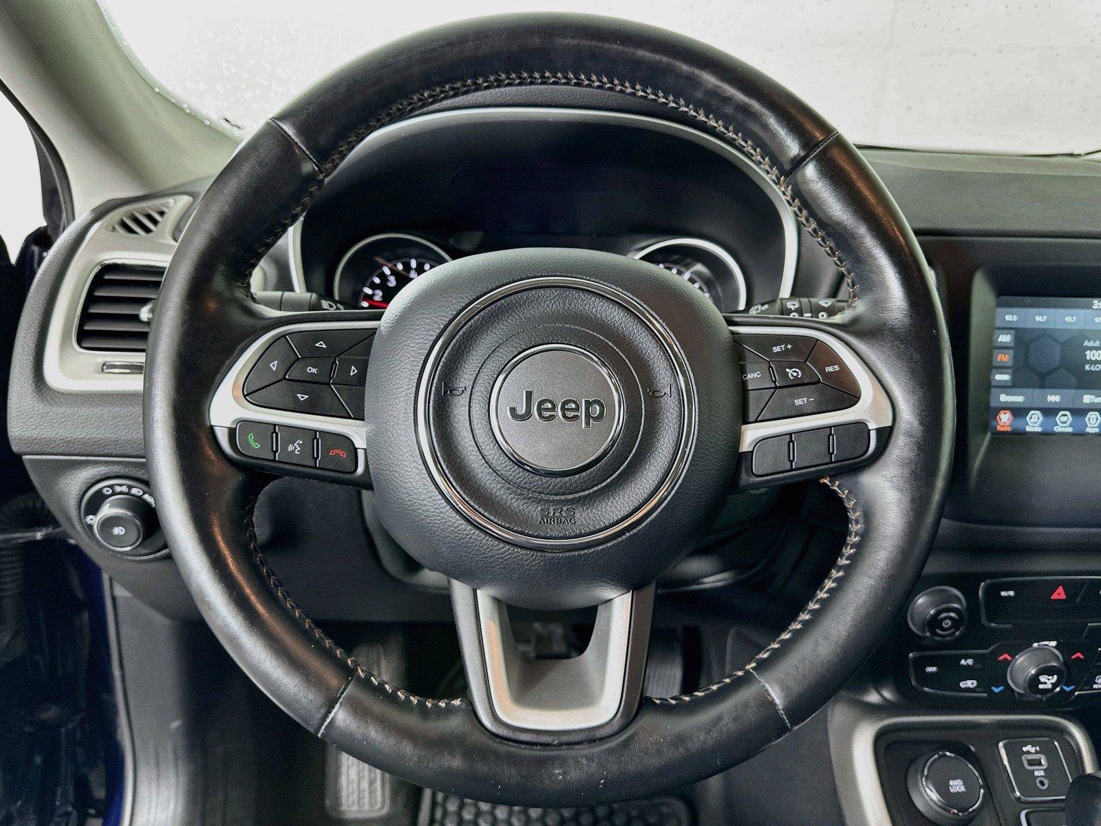 Used 2020 Jeep Compass Latitude w/ Cold Weather Group AWD/4WD image 17