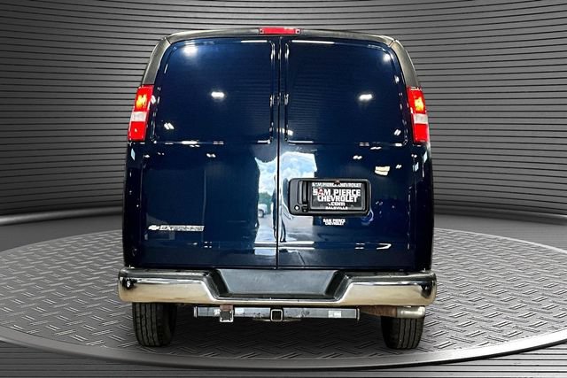 Used 2020 Chevrolet Express 2500 w/ Driver Convenience Package RWD image 5