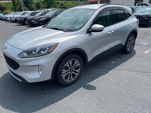 Used 2020 Ford Escape SEL AWD/4WD image 19