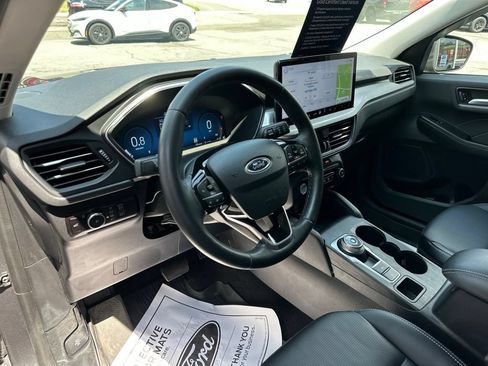Used 2023 Ford Escape Platinum AWD/4WD image 13
