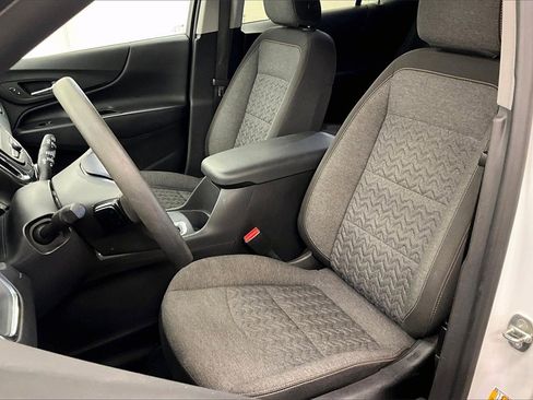 Used 2023 Chevrolet Equinox LT w/ LPO, Floor Liner Package image 21