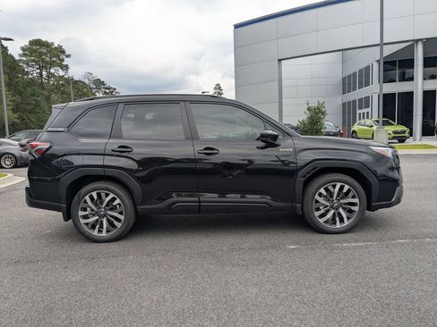 New 2026 Subaru Forester Touring AWD/4WD image 3