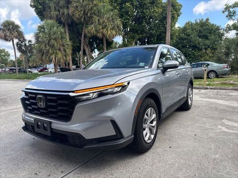 Used 2023 Honda CR-V LX image 2