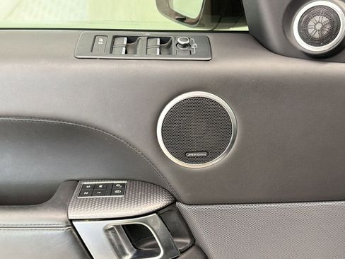 Used 2017 Land Rover Range Rover Sport HSE Dynamic image 23