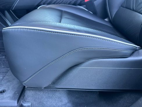 Certified 2026 Cadillac Vistiq Platinum w/ LPO, Floor Liner Package AWD/4WD image 13