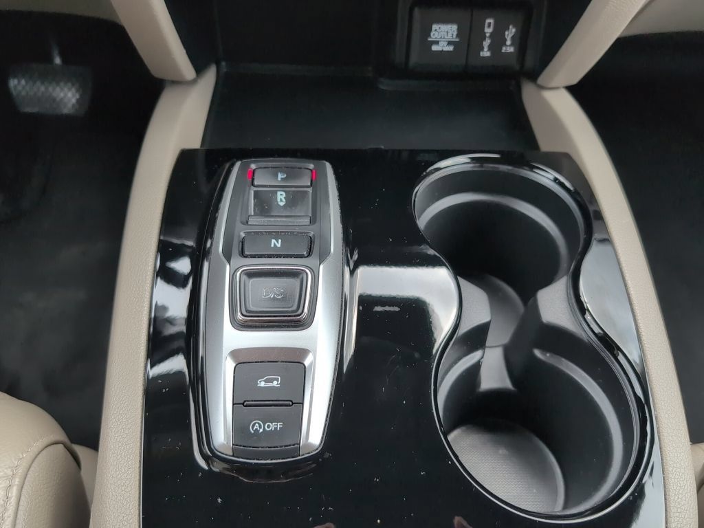 Used 2017 Honda Pilot Touring image 29