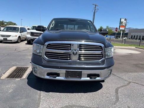 Used 2017 RAM 1500 Classic SLT w/ SLT Plus D←cor Group AWD/4WD image 2