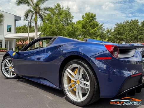Used 2017 Ferrari 488 Spider RWD image 47