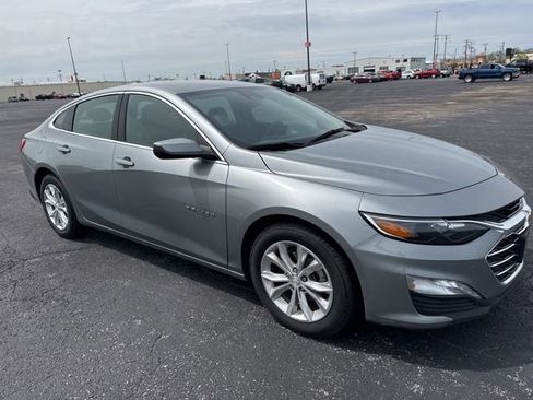 Used 2023 Chevrolet Malibu LT FWD image 3