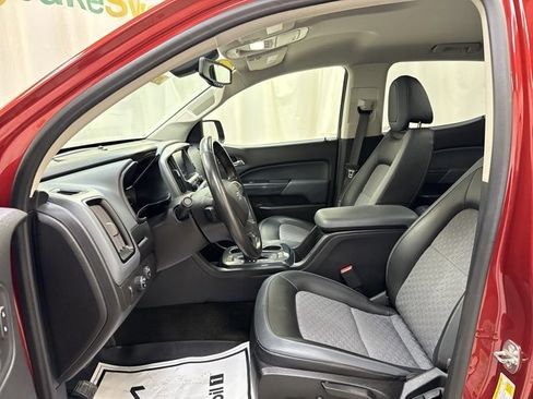 Used 2016 Chevrolet Colorado Z71 image 12