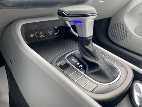 New 2026 Hyundai Kona SE FWD image 27