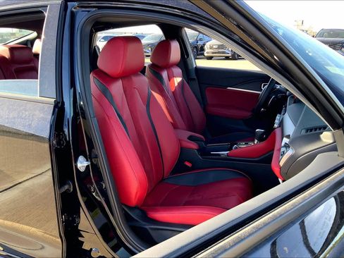 Used 2026 Acura Integra A-Spec image 9