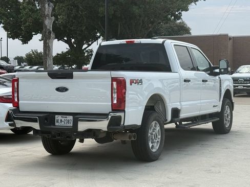 Used 2025 Ford F250 XLT w/ FX4 Off-Road Package AWD/4WD image 3