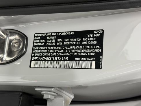 New 2026 Porsche Macan image 59