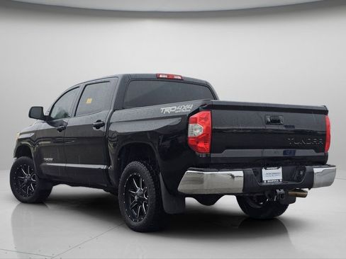 Used 2015 Toyota Tundra SR5 w/ TRD Off Road Package AWD/4WD image 20