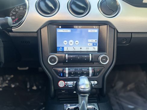 Used 2017 Ford Mustang GT Premium image 11