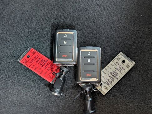 Used 2023 Jeep Grand Cherokee Laredo w/ Trailer Tow Prep Group (B) RWD image 33