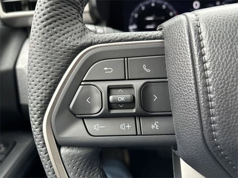 Certified 2025 Toyota Tacoma Trailhunter image 17