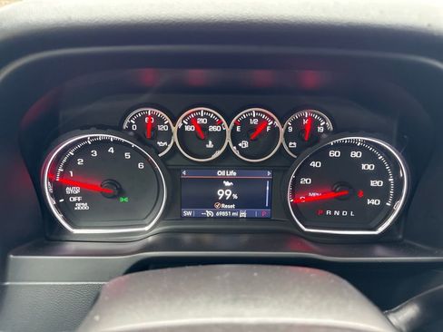 Used 2019 Chevrolet Silverado 1500 LT w/ All-Star Edition image 19