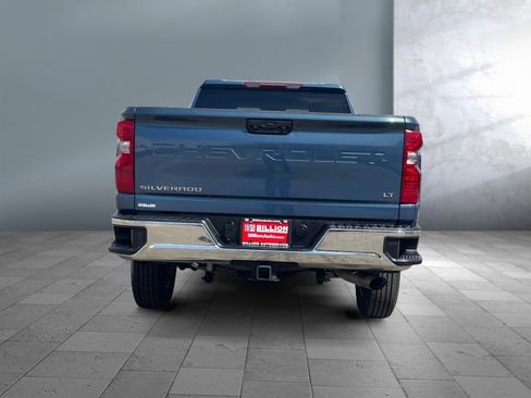 Used 2025 Chevrolet Silverado 2500 LT w/ Convenience Package image 5