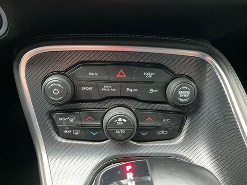 Used 2018 Dodge Challenger T/A image 15