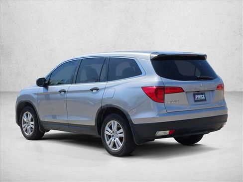 Used 2016 Honda Pilot LX image 7