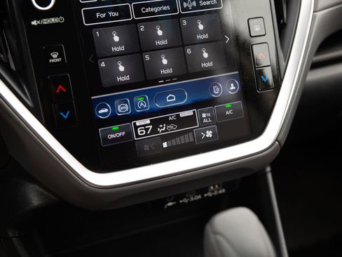 Used 2024 Subaru Crosstrek 2.0i Premium image 14