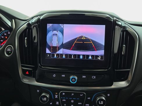 Used 2020 Chevrolet Traverse Premier AWD/4WD image 24