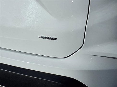 Used 2024 Ford Edge SEL image 49