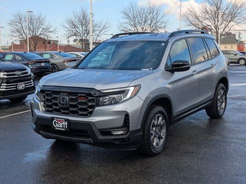 Certified 2023 Honda Passport TrailSport image 10