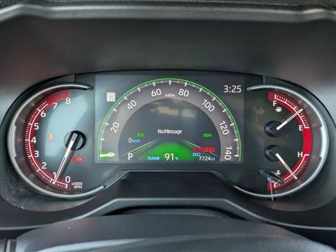 Certified 2025 Toyota RAV4 LE FWD image 11